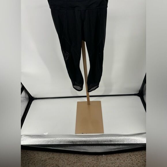Athleta black leggings with mesh detail size XS - Picture 2 of 10